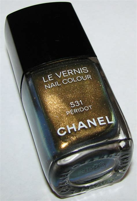 chanel peridot le vernis.